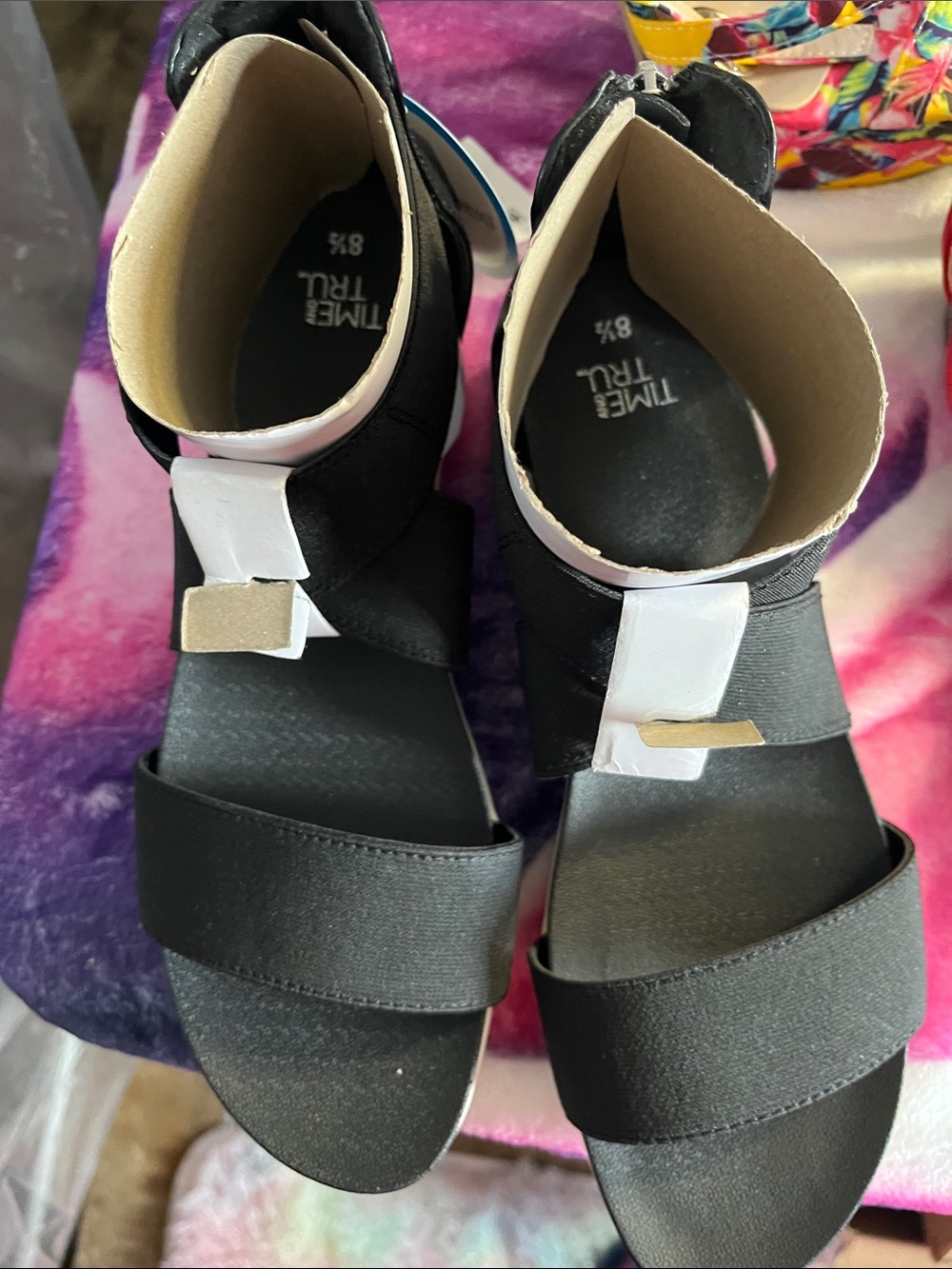 Time and Tru Comfort Sandals 81/2